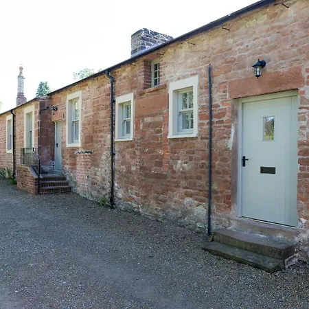 Netherby Hall * Carlisle (Cumbria)