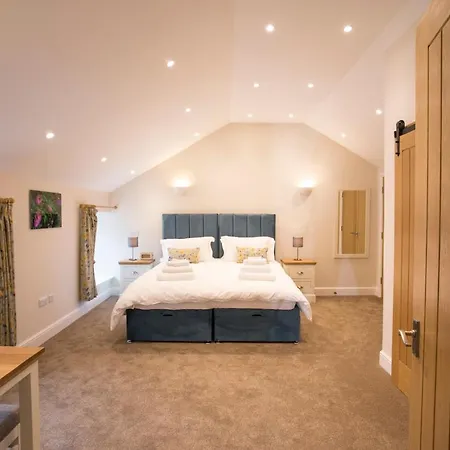 Netherby Hall Apartment
