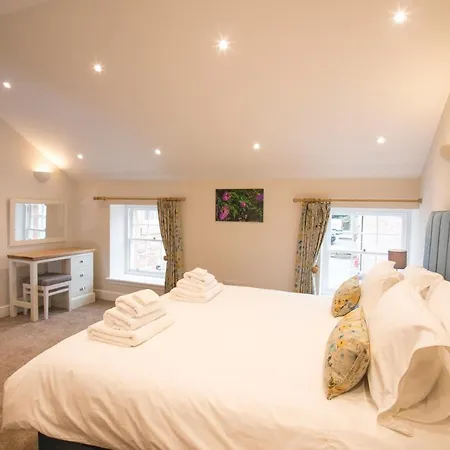 Netherby Hall Apartment