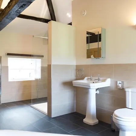 Netherby Hall Apartman