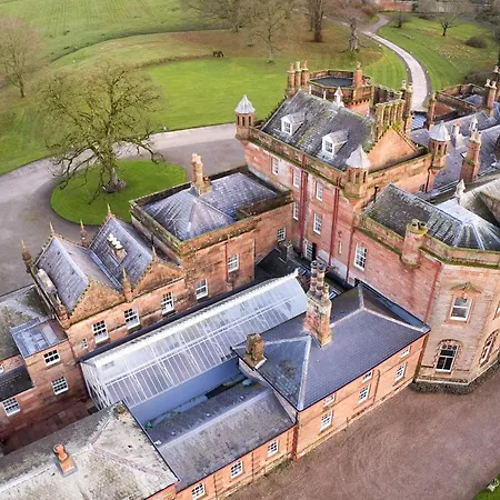 Netherby Hall Apartment *