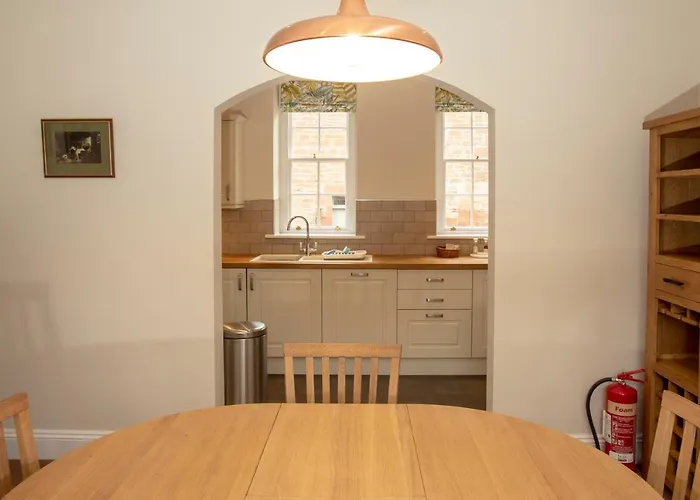 Netherby Hall カーライル