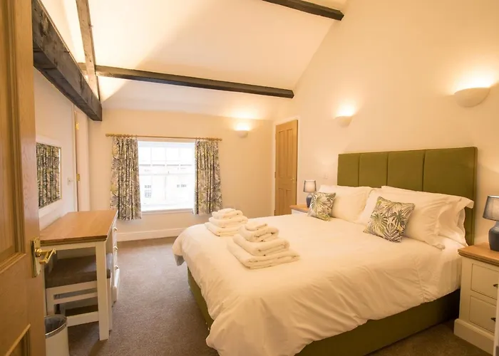 Netherby Hall カーライル