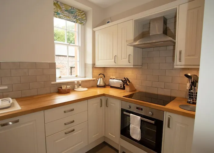 Netherby Hall カーライル