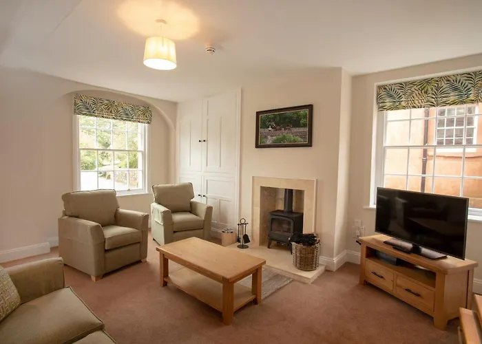 Netherby Hall Apartamento *