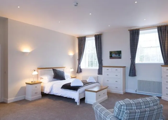 Netherby Hall Apartamento *