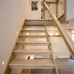 דירה Netherby Hall *